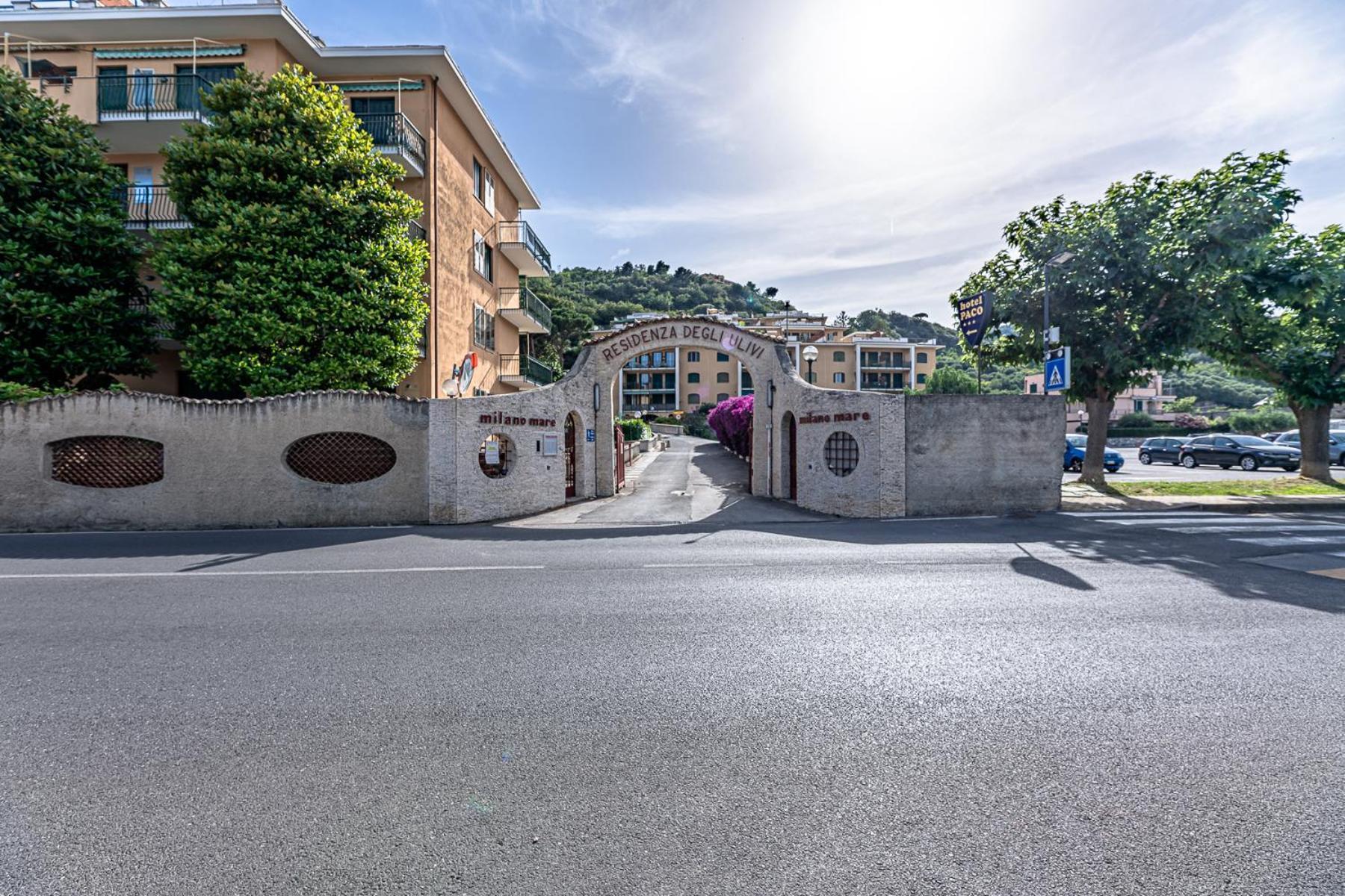Apartamento La Dimora Della Lullu, Luxury Pietra Ligure Exterior foto
